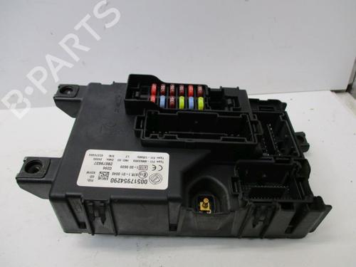 Used Fuse box Fuse box FIAT GRANDE PUNTO (199_) 1.2 (65 hp) 40163534 40163534