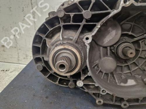 Gearbox VW TRANSPORTER T5 Bus (7HB, 7HJ, 7EB, 7EJ) 2.5 TDI | BP28001612M3 
