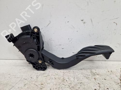 Used Pedal Pedal 37140296 37140296