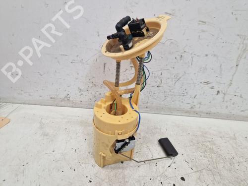 Used Fuel pump BMW X3 (F25) xDrive 20 d (184 hp) 30261431