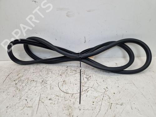 rubber-door-seal-kia-sorento-iii-um-2015-2016-2017-2018-2019-2020-2021-2022-2023-29523509 main image