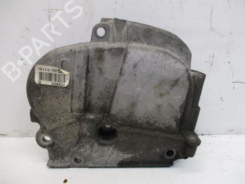 Used Upper protection RENAULT CLIO III (BR0/1, CR0/1) 1.6 16V (BR09, BR0T, CR09, CR0T) (88 hp) 18803483