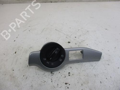 Commande de phare SKODA OCTAVIA II (1Z3) 1.6 (102 hp) 18798052