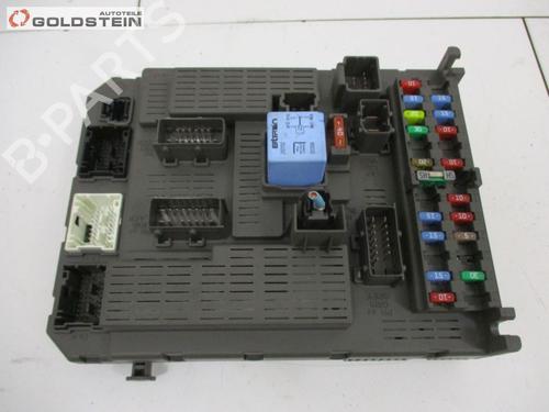 Used Fuse box CITROËN C8 (EA_, EB_) 2.0 (136 hp) 18760389