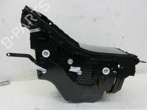 Middle console TESLA MODEL Y (5YJY) EV Performance All-wheel Drive | BP38505772I22  - Image 5