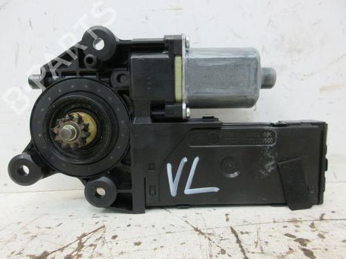 Used Left front window motor RENAULT GRAND SCÉNIC III (JZ0/1_) 1.4 16V (JZ0F) (131 hp) 29094678