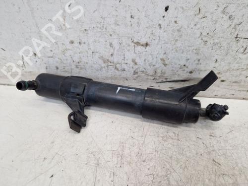 Pompe de lave-glace VW GOLF PLUS V (5M1, 521) 1.4 16V (75 hp) 27868259