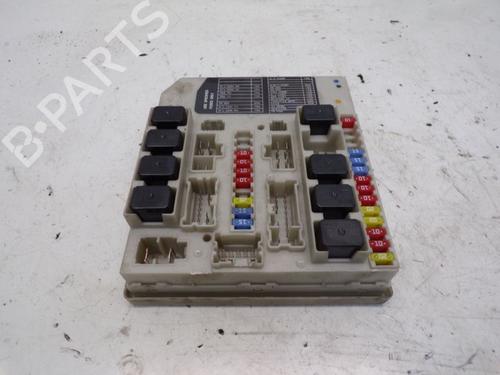 Used Fuse box NISSAN NOTE (E11, NE11) 1.6 (110 hp) 18805916