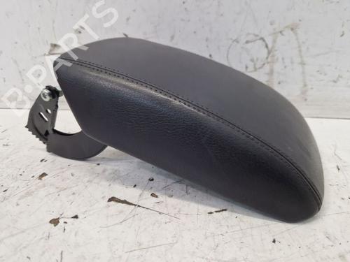 Used Armrest / Center console Armrest / Center console AUDI Q5 (8RB) 2.0 TFSI quattro (211 hp) 31703630 31703630