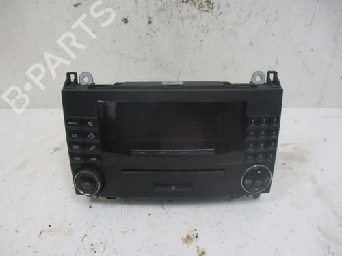 Used Radio MERCEDES-BENZ A-CLASS (W169) A 150 (169.031, 169.331) (95 hp) 18797755