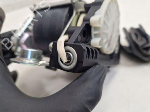 Front right seatbelt VW PASSAT B6 Variant (3C5) 1.9 TDI | BP37135638I25 - Image 9