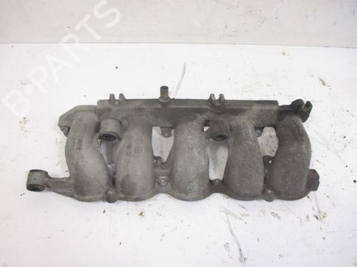 Used Intake manifold Intake manifold 37114963 37114963