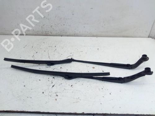 front-windshield-wiper-arm-nissan-qashqai-iii-j12-2021-37136795 main image