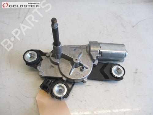 Used Front windshield wiper arm VOLVO V50 (545) 2.0 D (136 hp) 13760439