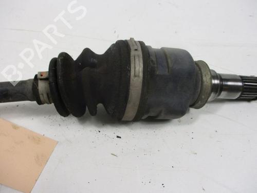 Left front driveshaft PEUGEOT 108 1.0 VTi | BP37113401M38 - Image 3