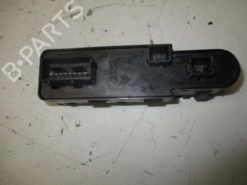 Switch PEUGEOT 5008 (0U_, 0E_) 2.0 HDi | BP29094551I30 