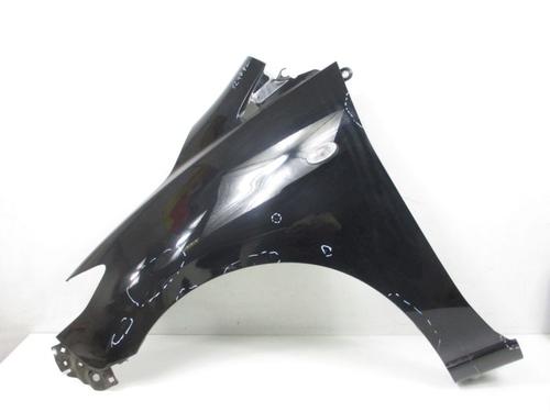 Used Left front fenders MAZDA 5 (CR) 2.0 CD (CR19) (110 hp) 18793161