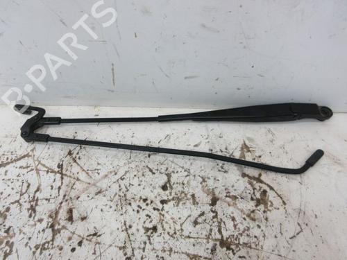 Used Front windshield wiper arm TOYOTA AYGO (_B1_) 1.0 (KGB10_, KGB10R) (68 hp) 29094442