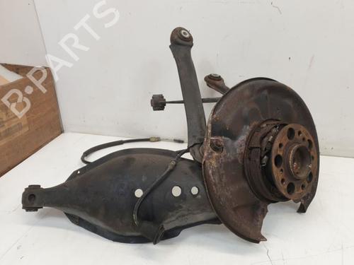Used Left rear steering knuckle Left rear steering knuckle MERCEDES-BENZ SLK (R170) 230 Kompressor (170.447) (193 hp) 33907772 33907772