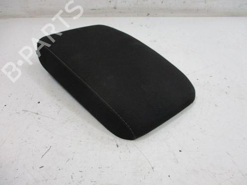 Used Armrest / Center console VW GOLF VI Variant (AJ5) 1.4 TSI (122 hp) 18793864