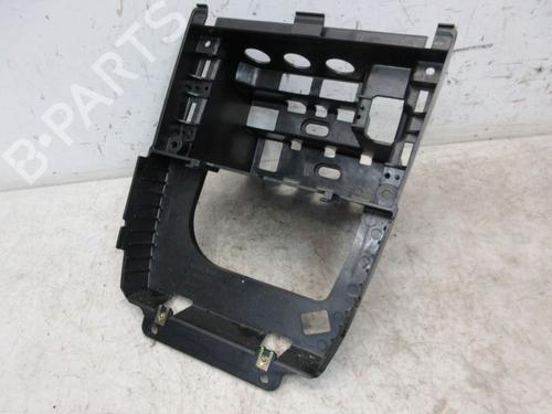 Used Middle console Middle console VOLVO XC90 I (275) 2.5 T AWD (209 hp) 36394076 36394076