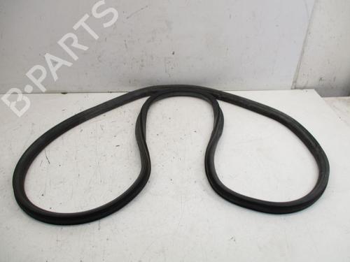 Used Rubber door seal Rubber door seal 37121948 37121948