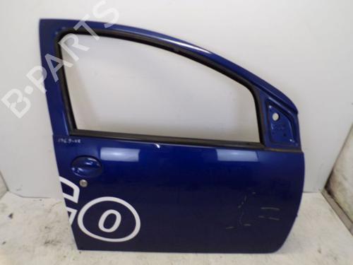 Used Right front door TOYOTA AYGO (_B1_) 1.0 (KGB10_, KGB10R) (68 hp) 29094411