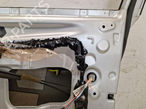 Right front door TOYOTA AVENSIS Estate (_T27_) 2.2 D-4D (ADT271_, ADT271R) | BP30403116C3