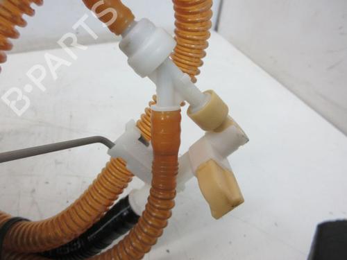 Fuel pump BMW 3 (E90) 335 i xDrive | BP37132556M76 - Image 6
