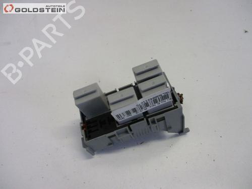 Used Fuse box OPEL MERIVA A MPV (X03) 1.7 CDTI (E75) (125 hp) 13762205