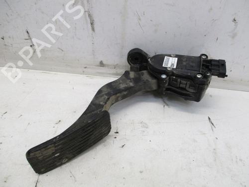 pedal-kia-ceed-sw-ed-2007-2008-2009-2010-2011-2012-37118394 main image