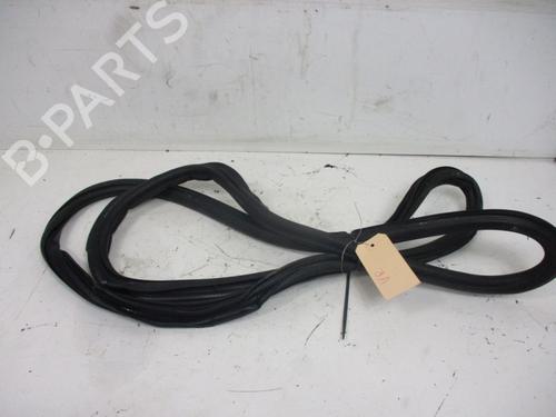 rubber-door-seal-audi-a4-b9-avant-8w5-8wd-2015-37113516 main image