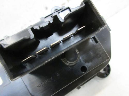 Climate control FORD FOCUS III Saloon 1.6 Flexifuel | BP30668217I5