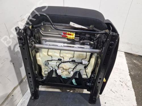 Right front seat MITSUBISHI COLT VII Hatchback (VB_) 1.0 MPi (VBXG0) | BP31574064C16