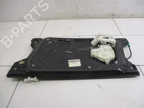Left front window motor LAND ROVER DISCOVERY III (L319) 2.7 TD 4x4 | BP18761482E21 