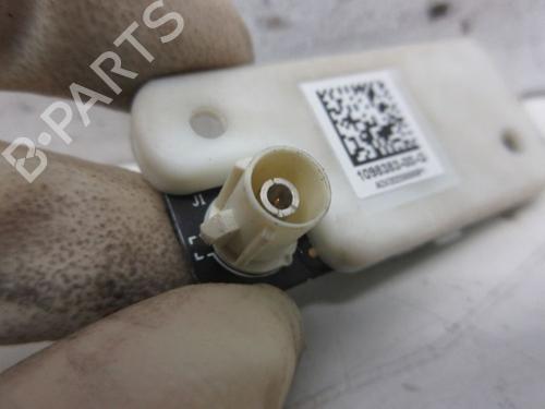 Electronic sensor TESLA MODEL Y (5YJY) EV Performance All-wheel Drive | BP38506270M84 - Image 4