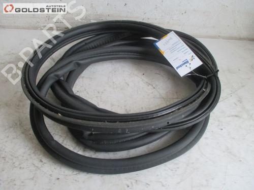 Used Rubber door seal SEAT ALTEA (5P1) 1.4 16V (86 hp) 13803801