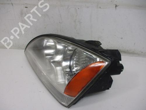 Left headlight KIA SORENTO I (JC) 3.5 V6 4WD | BP18796065C28 