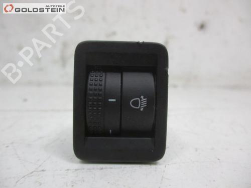 Used Switch SEAT LEON (5F1) 1.4 TSI (150 hp) 18764023