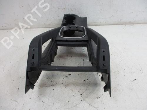 Middle console VW GOLF V (1K1) 1.4 16V | BP19147661I22 