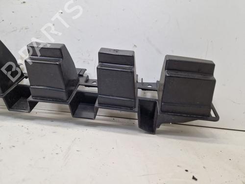 Rear bumper bracket FORD KUGA III (DFK) 2.5 Duratec PHEV | BP31702884C159 