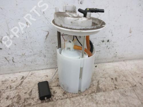 Used Fuel pump OPEL CORSA E (X15) 1.4 Turbo (08, 68) (150 hp) 25013669