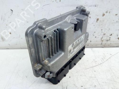 engine-control-unit-ecu-vw-passat-b6-variant-3c5-2005-2006-2007-2008-2009-2010-2011-37136127 main image