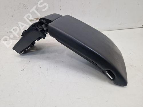Used Armrest / Center console Armrest / Center console 39615788 39615788