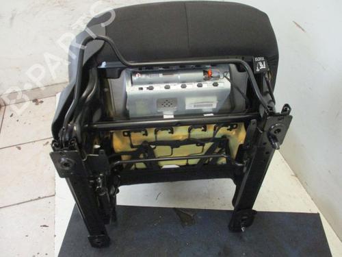 Right front seat RENAULT CLIO III (BR0/1, CR0/1) 1.2 16V (BR02, BR0J, BR11, CR02, CR0J, CR11) | BP18797214C16 