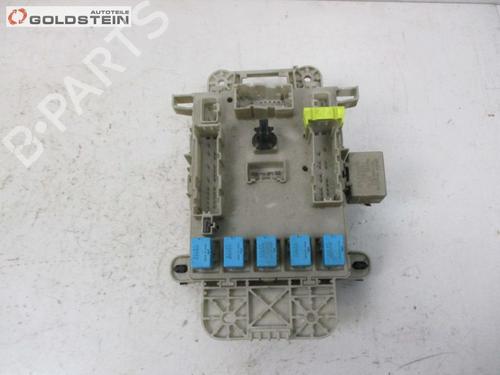 Fuse box TOYOTA RAV 4 II (_A2_) 1.8 (ZCA25_, ZCA26_, ZCA25W, ZCA26W) | BP37101951E1 - Image 2