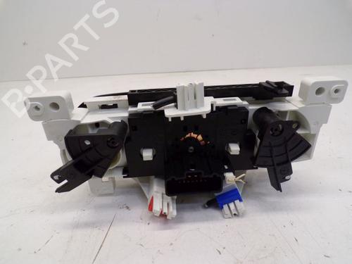 Climate control RENAULT TWINGO III (BCM_, BCA_) 1.0 SCe 70 | BP18802404I5 