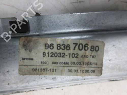 Rear right window mechanism PEUGEOT 5008 (0U_, 0E_) 2.0 HDi 136 / BlueHDi 136 | BP29098734C25 