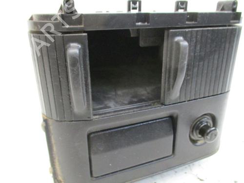 Glove box NISSAN X-TRAIL I (T30) 2.2 dCi 4x4 | BP18803397C95 