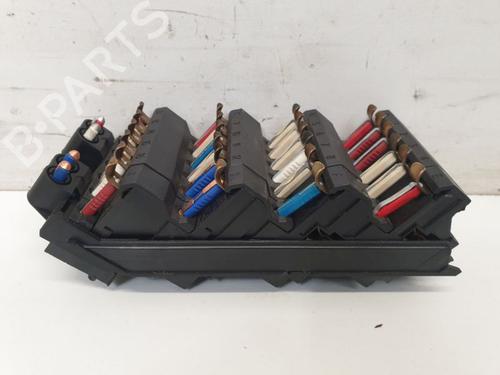 Used Fuse box Fuse box MERCEDES-BENZ 124 Saloon (W124) 230 E (124.023) (132 hp) 33627948 33627948
